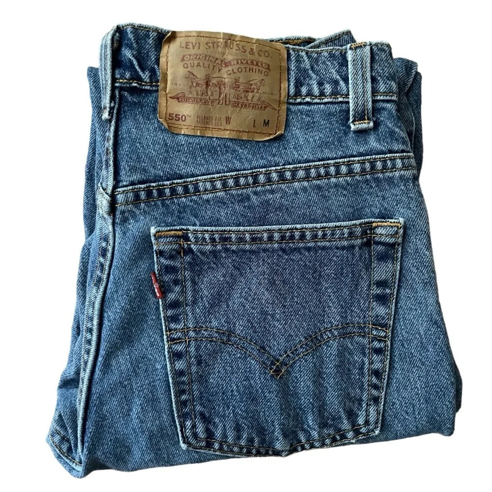 LAST CALL Vintage Levi’s 550 Jeans Women’s Size 11 Tapered Leg Relaxed Fit 90s